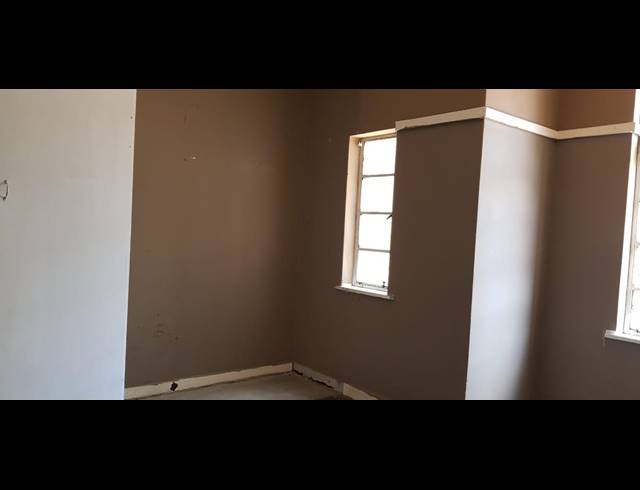 1,240M² INVESTMENT FOR SALE IN MARSHALLTOWN